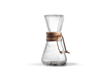 Load image into Gallery viewer, Chemex 3 cup with wooden grip